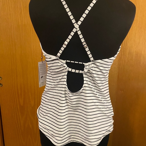 Tankini - Picture 2 of 4